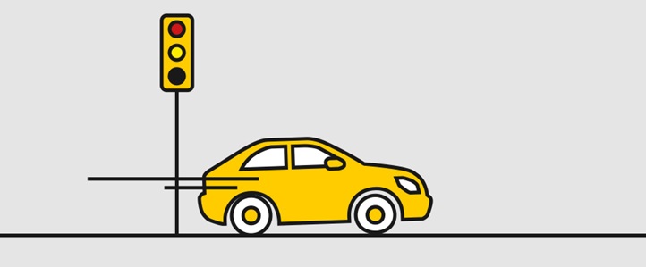 Beschleunigendes Fahrzeug - Telematikversicherung ADAC
