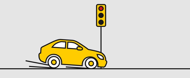 Bremsendes Fahrzeug - Telematikversicherung ADAC
