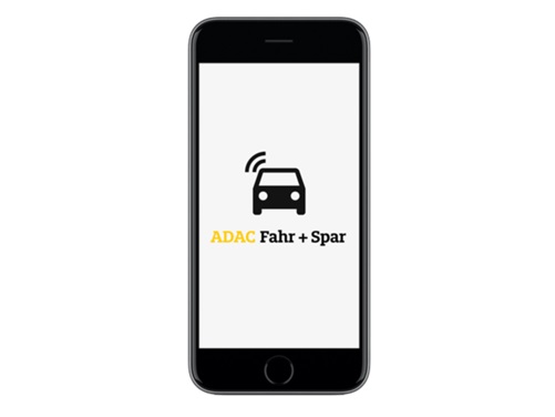 Fahr und Spar auf Smartphone Bildschirm - Telematikversicherung ADAC