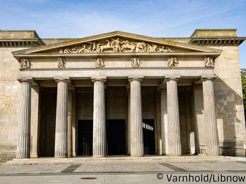 Skulpturen Unter den Linden