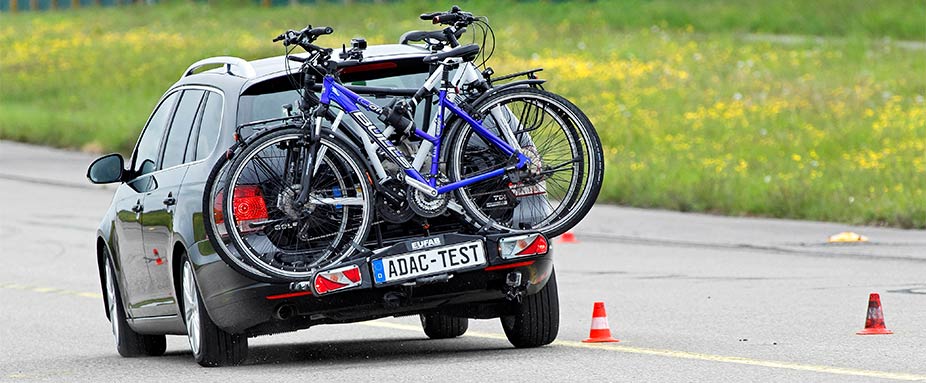 Fahrradträger für die Anhängerkupplung im Test ADAC