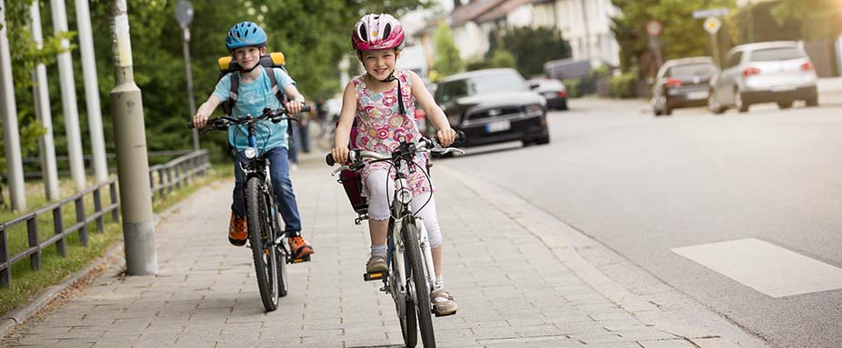 Sicher Fahrradfahren Was Kinder Beachten Sollten Adac