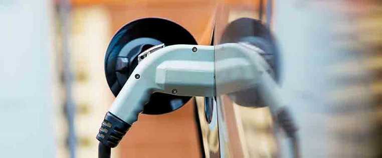 E-Auto wird geladen