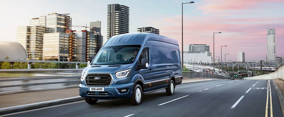 Ford Transit fahrend