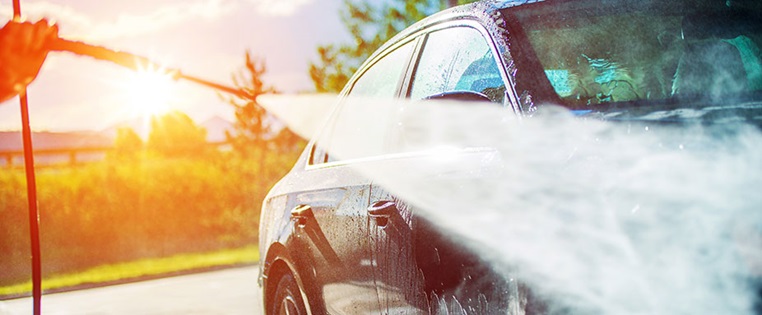 ADAC; Auto; Fahrzeug; frühlingsfit; Frühling; Frühjahr; Sommerreifen; Frühjahrskur; Frühjahrscheck