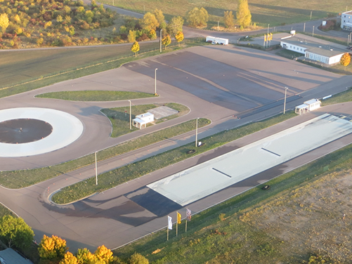 Luftbild des ADAC Fahrsicherheitszentrums Leipzig-Halle