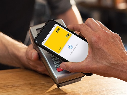 mobiles Bezahlen mit dem Smartphone mit ADAC Pay