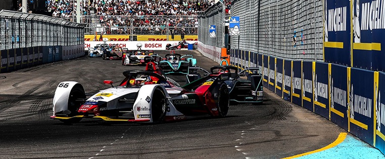 Formel E Rennen auf der Rennstrecke 2019