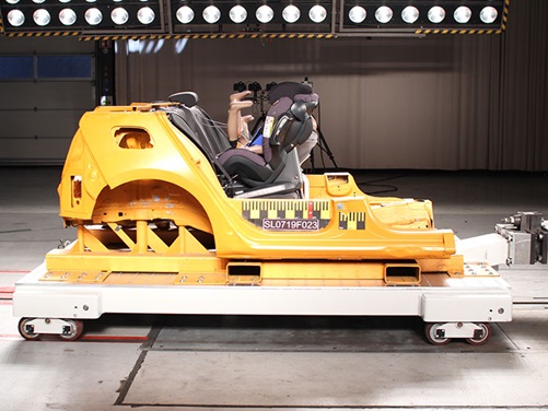 crashtest kindersitz