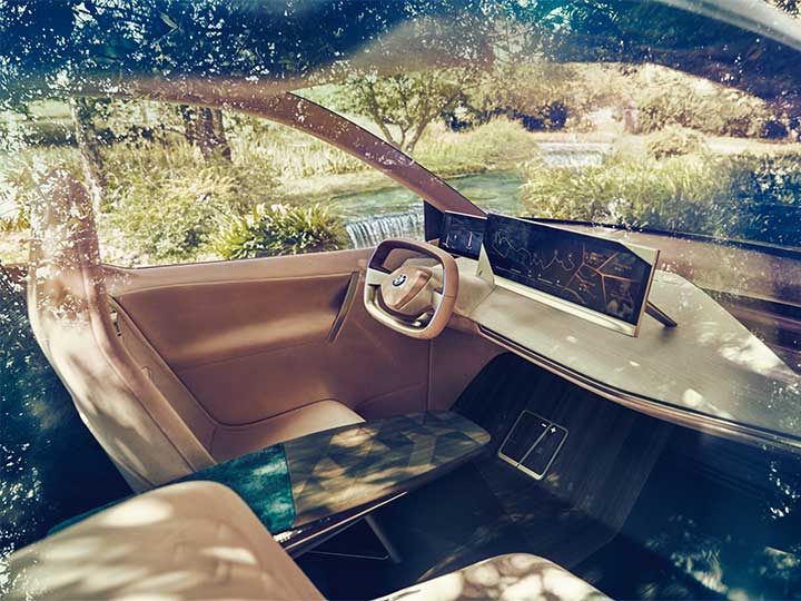 BMW iNext Cockpit