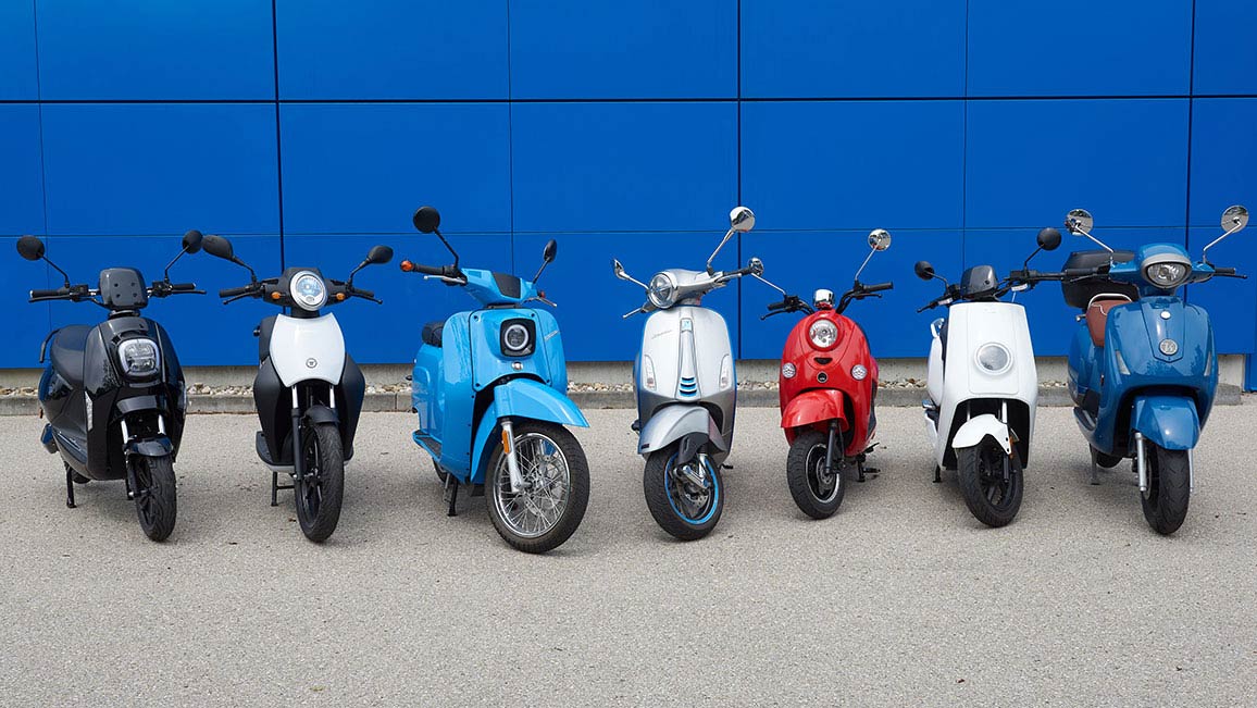 Elektroroller Im Test Von Vespa Bis Schwalbe Adac
