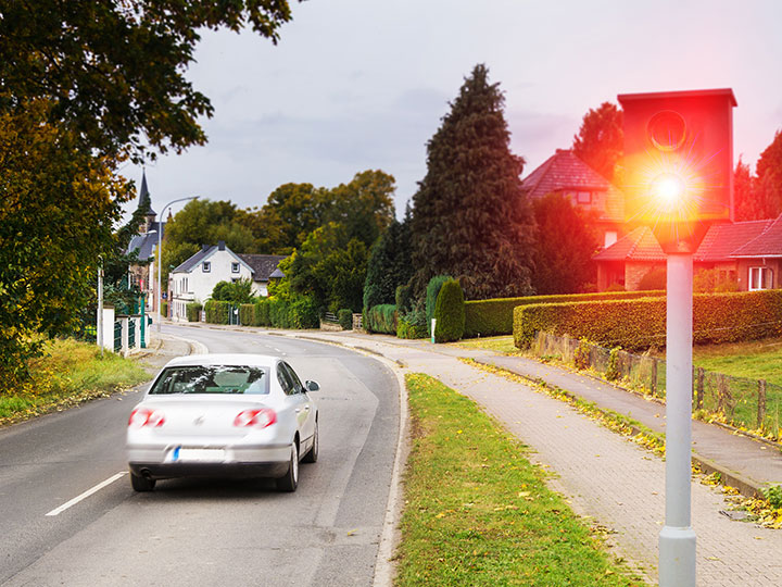 Drängeln, Rasen, Handy am Steuer - wann ein ...
