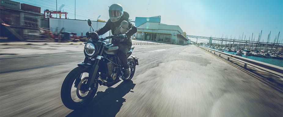 Husqvarna Svartpillen fahrend
