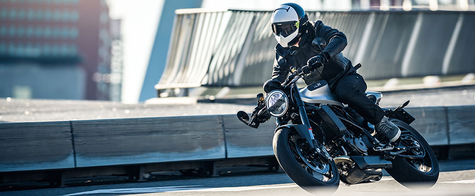 Husqvarna Vitpilen fahrend