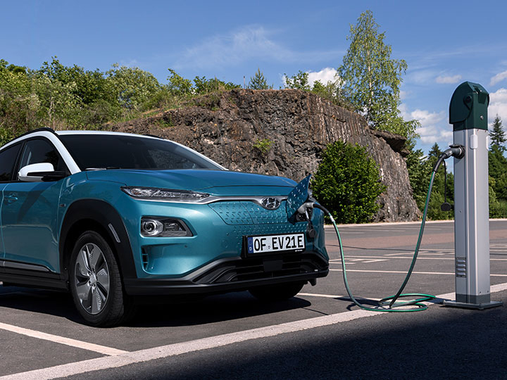 Hyundai Kona Elektro ElektroSUV, Reichweite, Preis, Dauertest ADAC