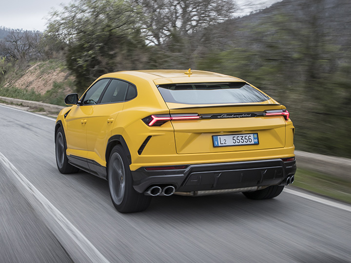 Lamborghini Urus Suv Und Supersportwagen Adac