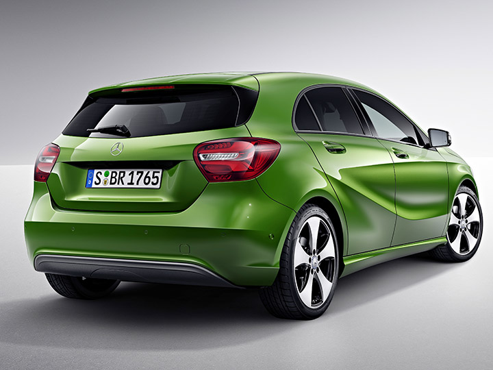 Grüner Mercedes A 200 in der Heckansicht