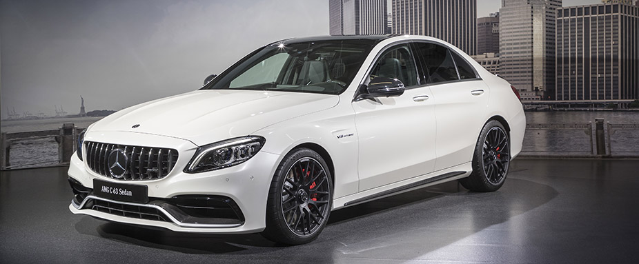 Mercedes-AMG C 63 ub der Vorderansicht