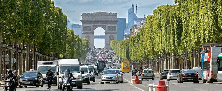 Es drohen Fahrverbote in Paris wegen zu hohem verkehrsaufkommen verkehr Feinstaub