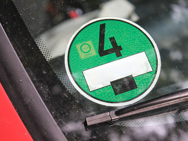 Wo Bekommt Man Die Umweltplakette Umweltplaketten: So kommen Sie in die Umweltzonen | ADAC