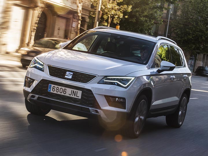 Seat Ateca Suv 1 5 Tsi Im Test Verbrauch Daten Bilder Adac