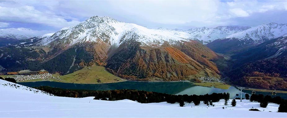 Blick auf einen See