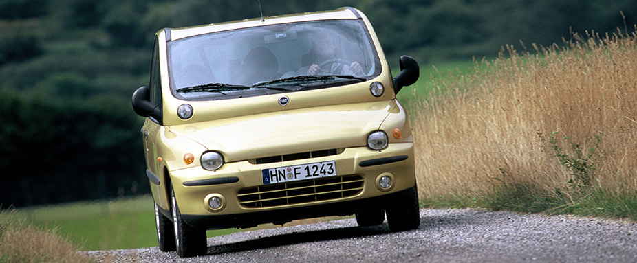 Die 17 hässlichsten Autos der Welt | ADAC