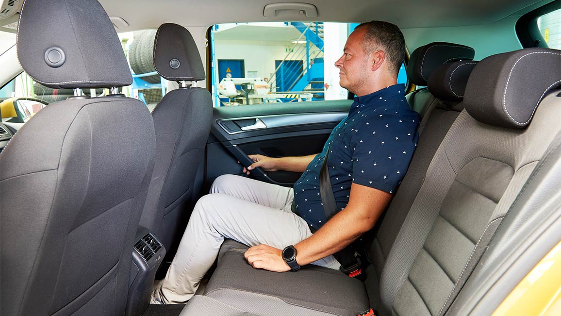 Vergleich Vw Golf Gebraucht Oder Dacia Duster Neu Adac