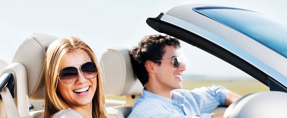 Cabrio mit Saisonkennzeichen
