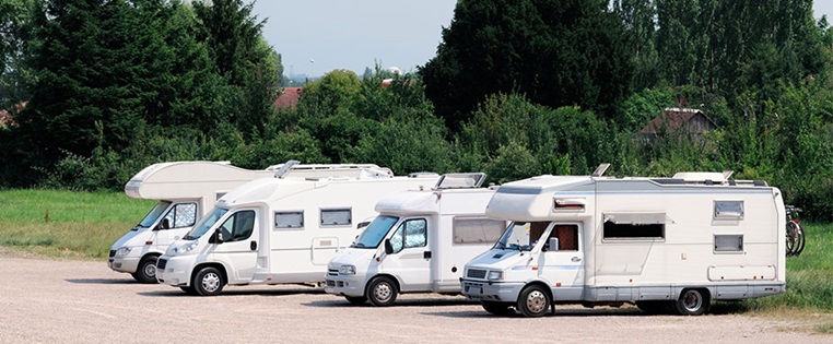 Mietwagen im Ausland? Auf die gültige Führerscheinklasse achten!