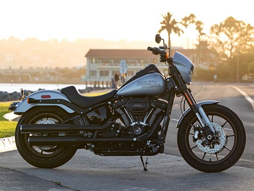 Harley Davidson Low Rider S in silber