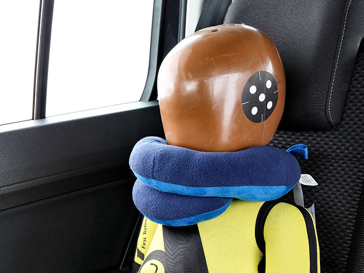 Kindersitzzubehor Im Test Nicht Sorglos Verwenden Adac