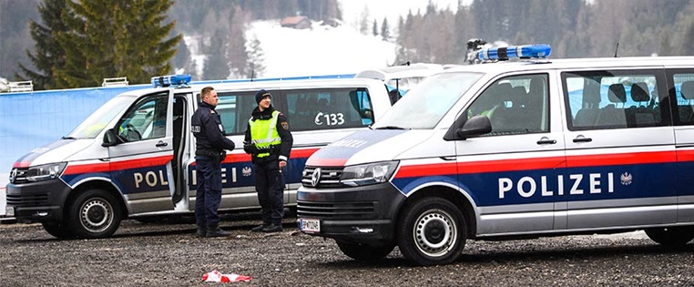Polizeikontrolle im Winter