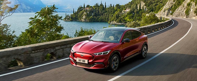 Ford Mustang Mach E Elektro Sportwagen Oder Suv Adac