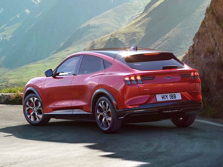 Ford Mustang Mach E Elektro Sportwagen Oder Suv Adac