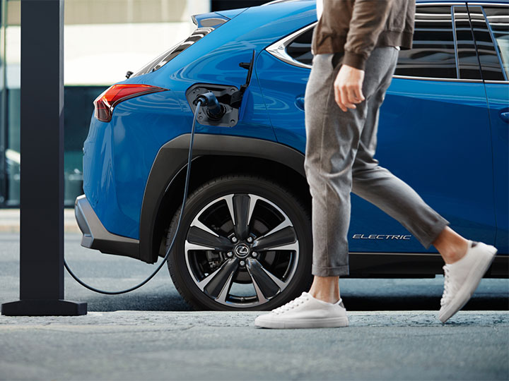 Lexus Ux 2019 Testfahrt Hybrid Bilder Preis