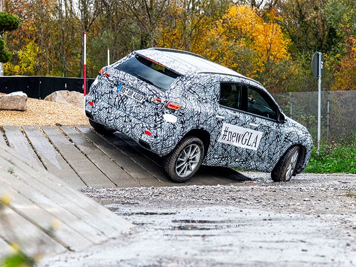 Mercedes Gla 2020 Testfahrt Daten Bilder Adac