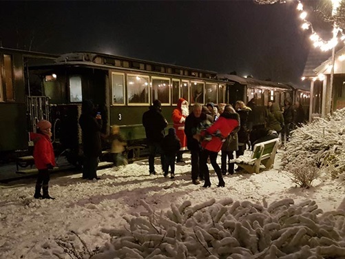 Nikolausfahrt mit der ersten Museums-Eisenbahn in Niedersachsen