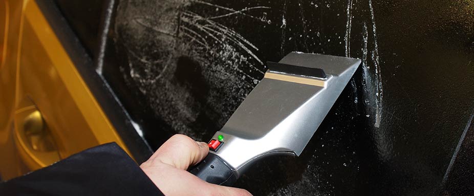 Winter Gadgets: Helfer gegen Eis und Schnee am Auto