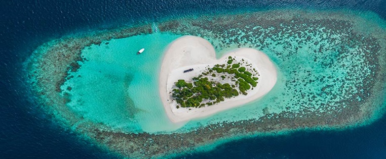 Herzförmige Insel auf den Malediven