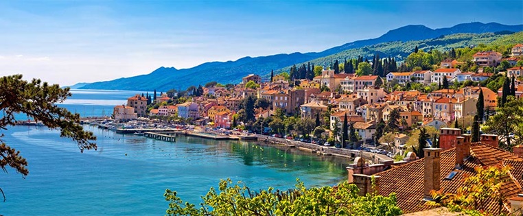 Volosko in der Kvarner Bucht von Kroatien