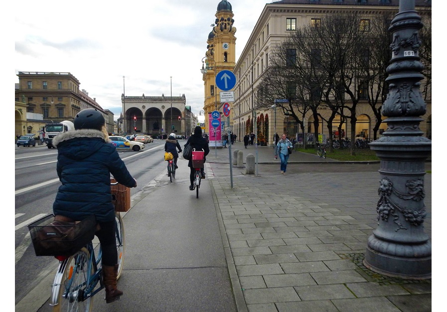 Radfahrersicherheit an Kreuzungen: München 