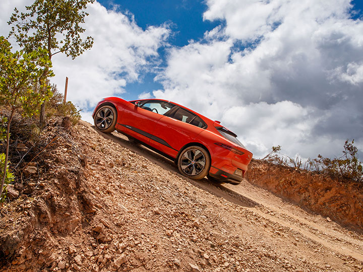 Jaguar I Pace Test Crash Daten Videos Adac